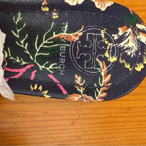 Tory Burch Miller Happy Times Navy Floral Sandals. Size 6M. NEW!! - Picture 7 of 9